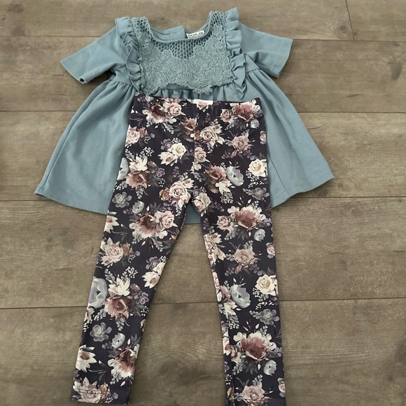 Rachel Zoe Girls Lace Detailed Dress/Tunic & Bonus Rachel Zoe Floral Silky Pants - Picture 10 of 12
